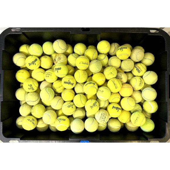 25 Used Tennis Balls Great for Dogs These Make Great Dog Toys  SAME DAY SHIPPING - Picture 2 of 6
